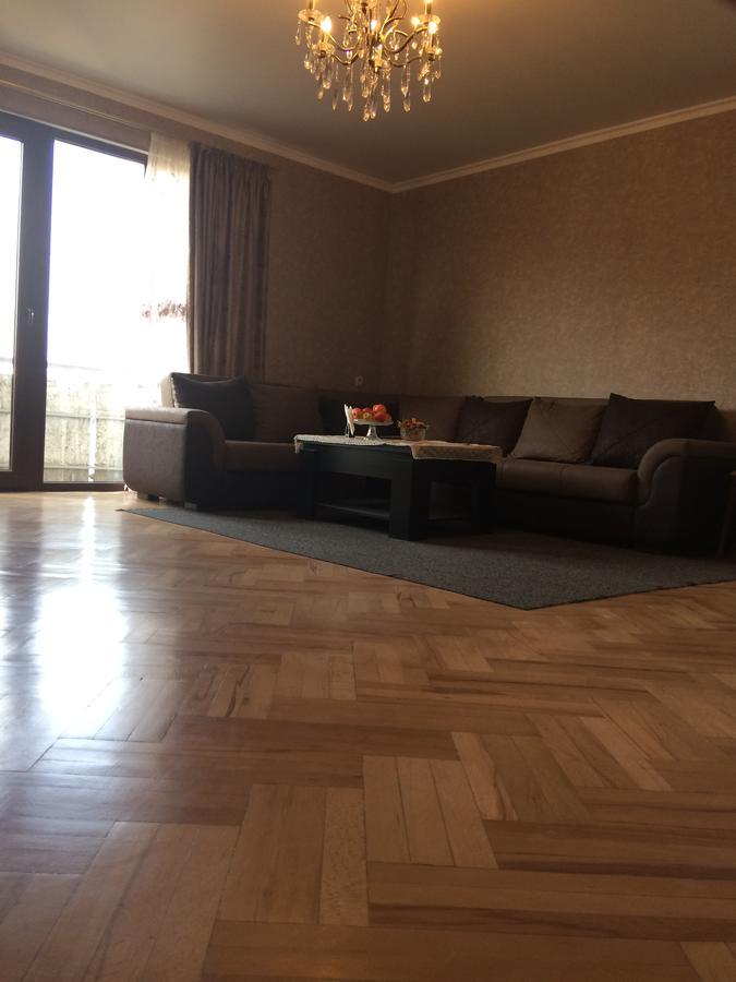 Vip Apartment At Gamrekeli Str 1 Tbilisi ภายนอก รูปภาพ